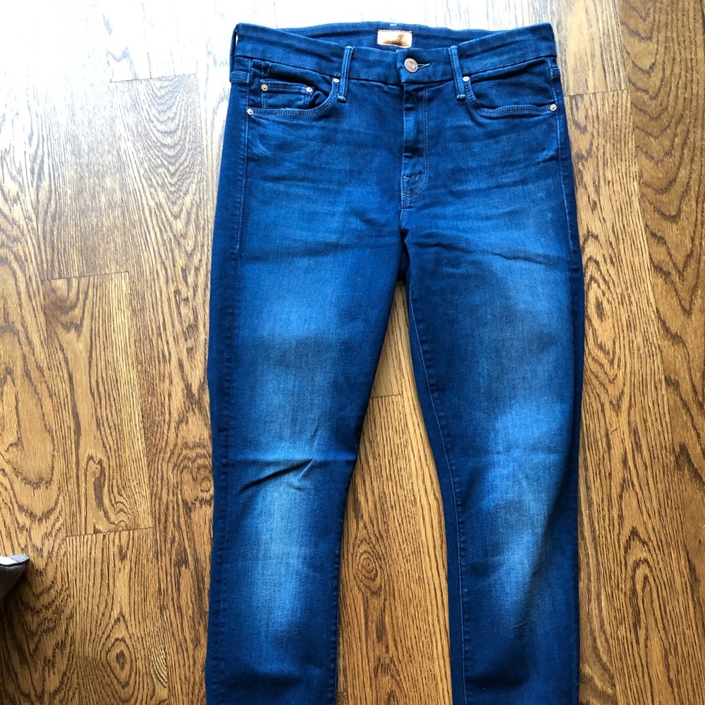 MOTHER Women’s Skinny Jeans in Dark Blue Wash